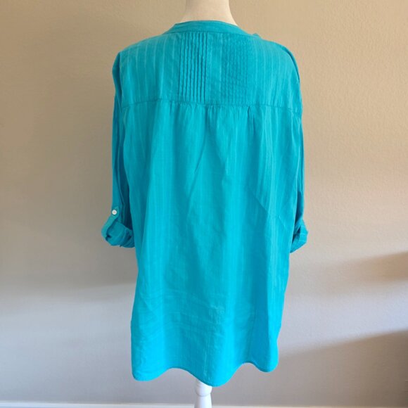 The Vermont Country Store Plus 2X Pintuck Tunic Top Cotton Aqua Roll Tab Sleeve - Picture 5 of 7